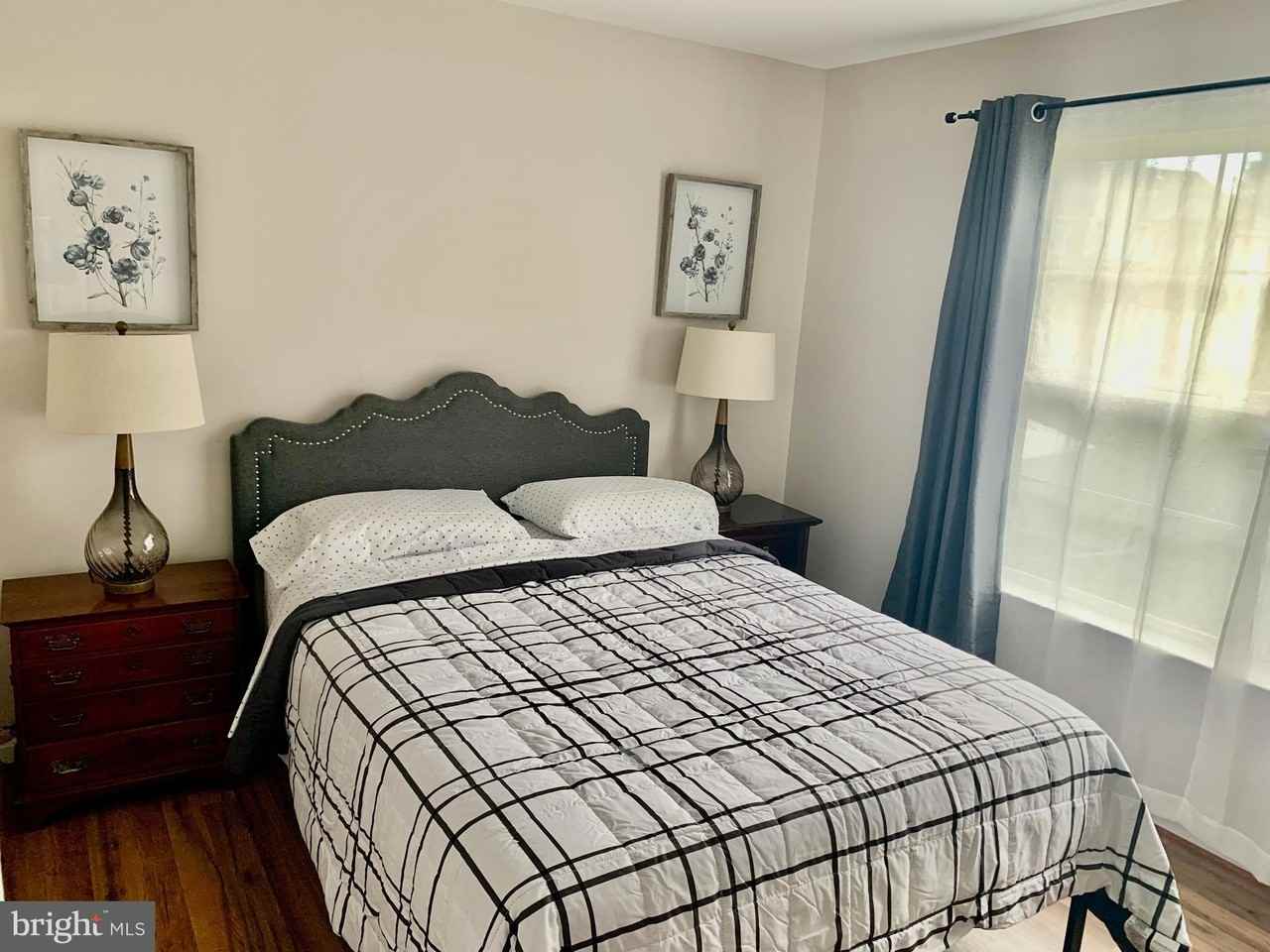 2104 Sayan Ct - Photo 6 of 28