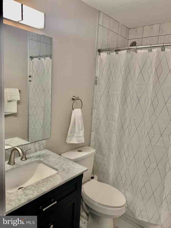 2104 Sayan Ct - Photo 7 of 28