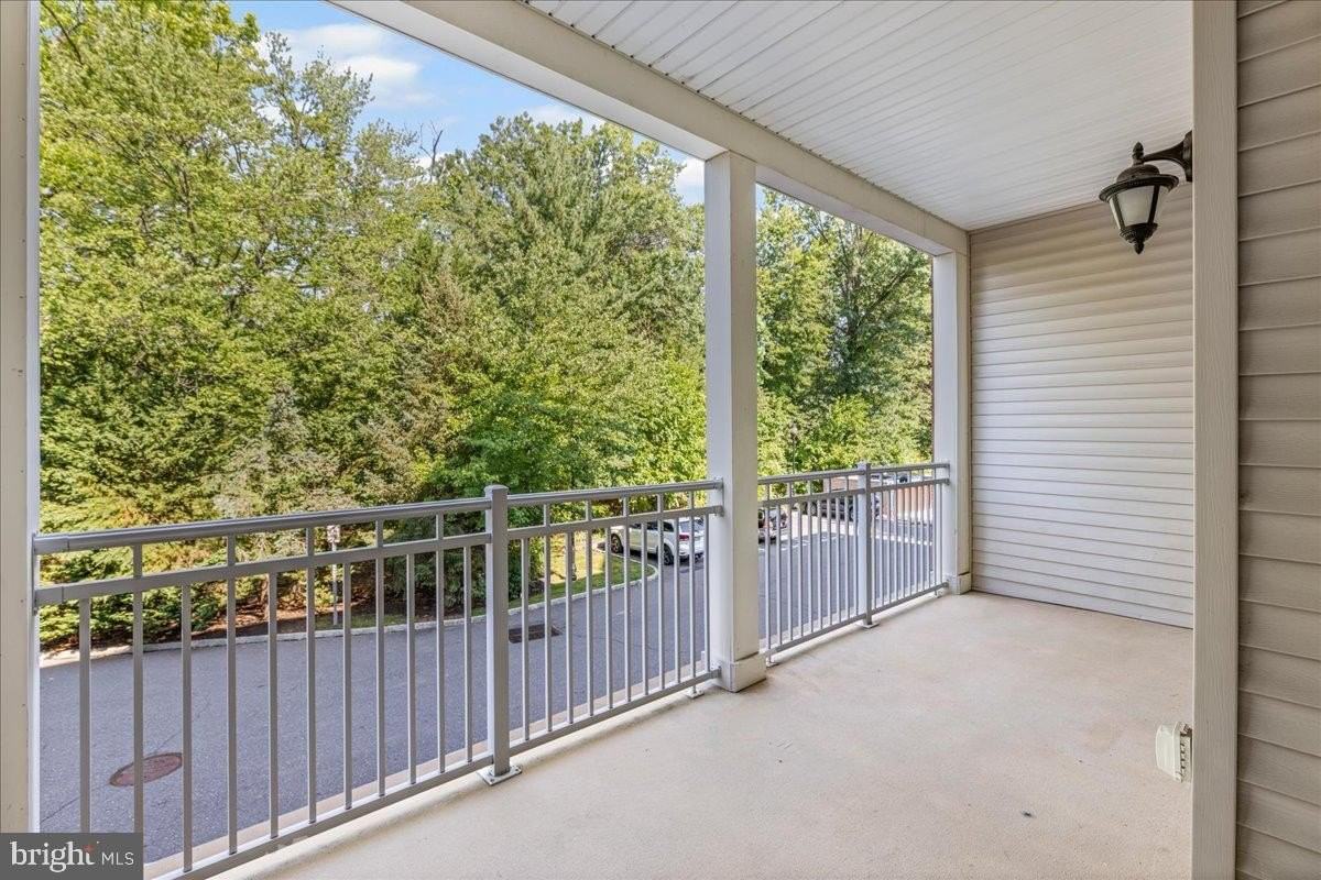 224 Breeders Cup Dr - Photo 2 of 27