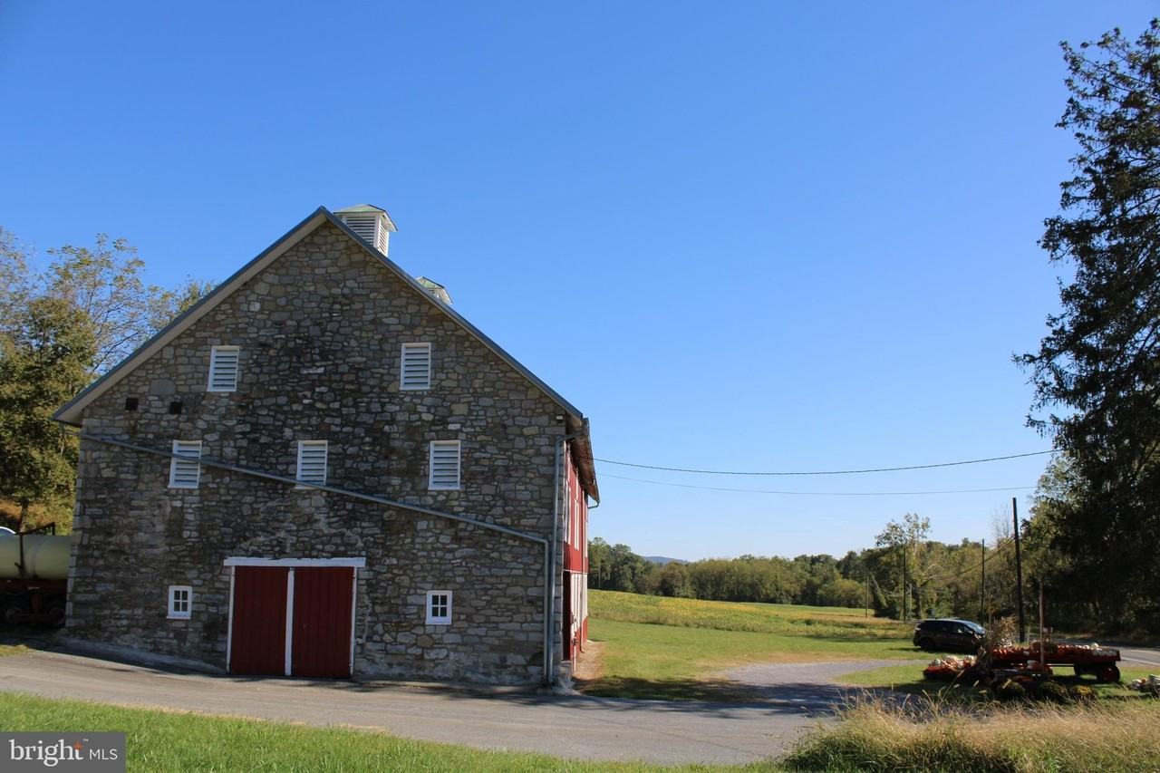 1451 W Leesport Rd - Photo 6 of 11