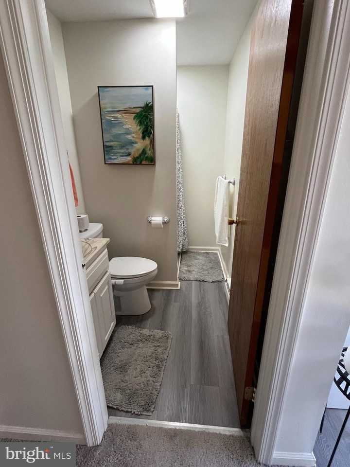 3193 N Charlotte St - Photo 2 of 8