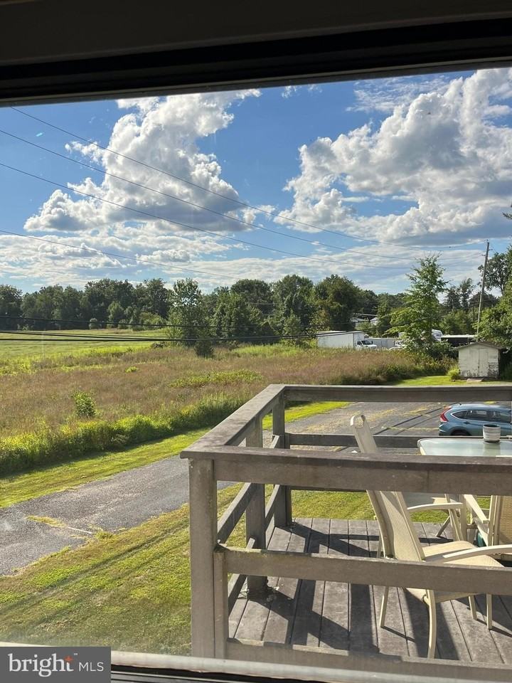 3193 N Charlotte St - Photo 7 of 8