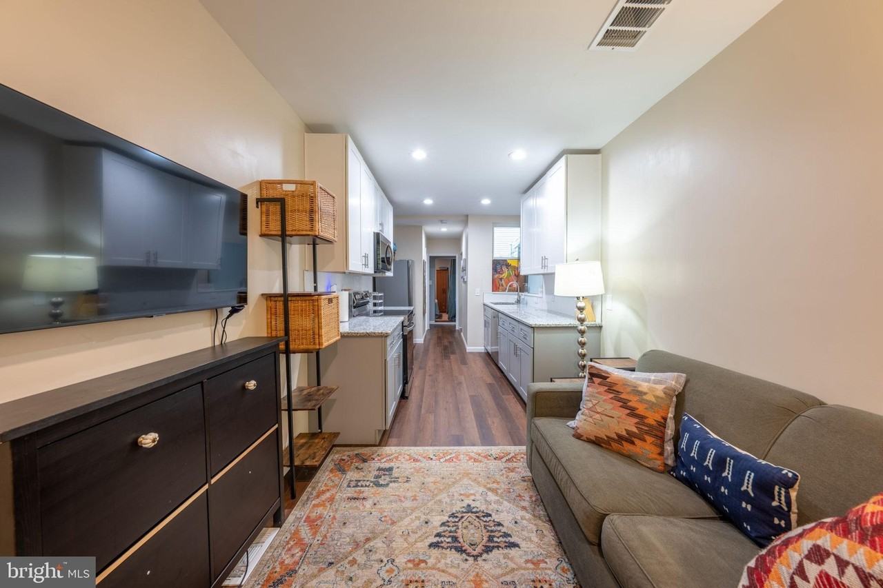 2205 Emerald St Unit 1 #1 - Photo 5 of 15