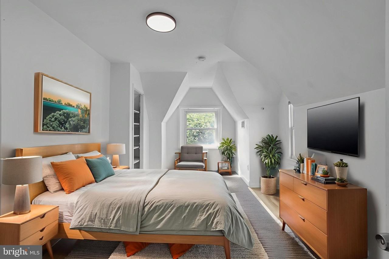 3215 Winter St - Photo 2 of 31