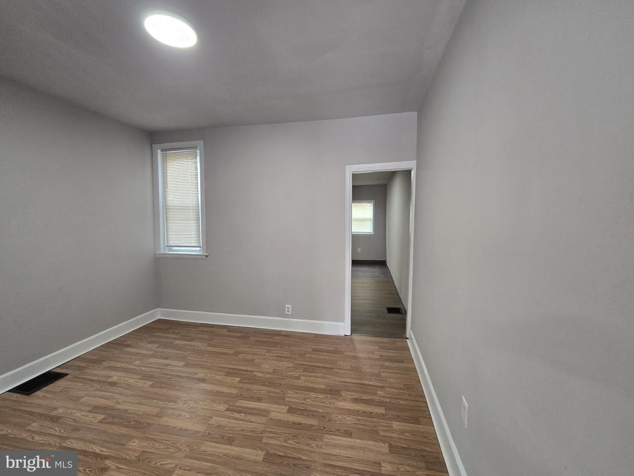 6138 N Lambert St - Photo 6 of 25