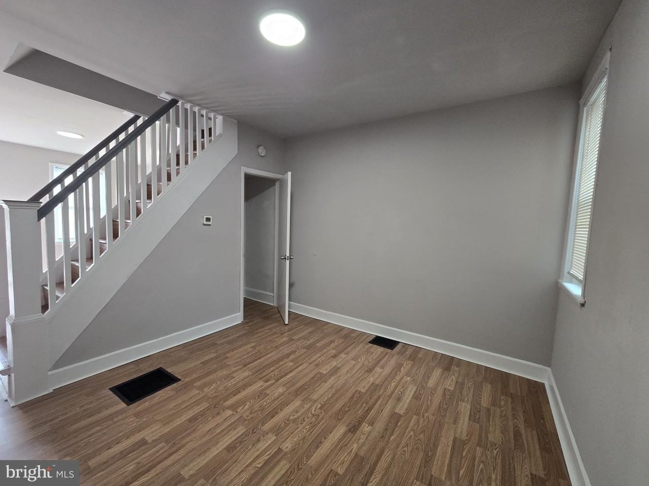 6138 N Lambert St - Photo 7 of 25