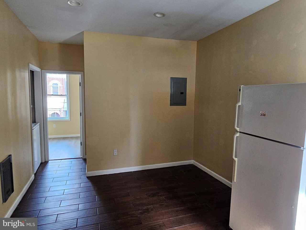 522 W Westmoreland St 2nd Fl #2ndFL - Photo 3 of 16