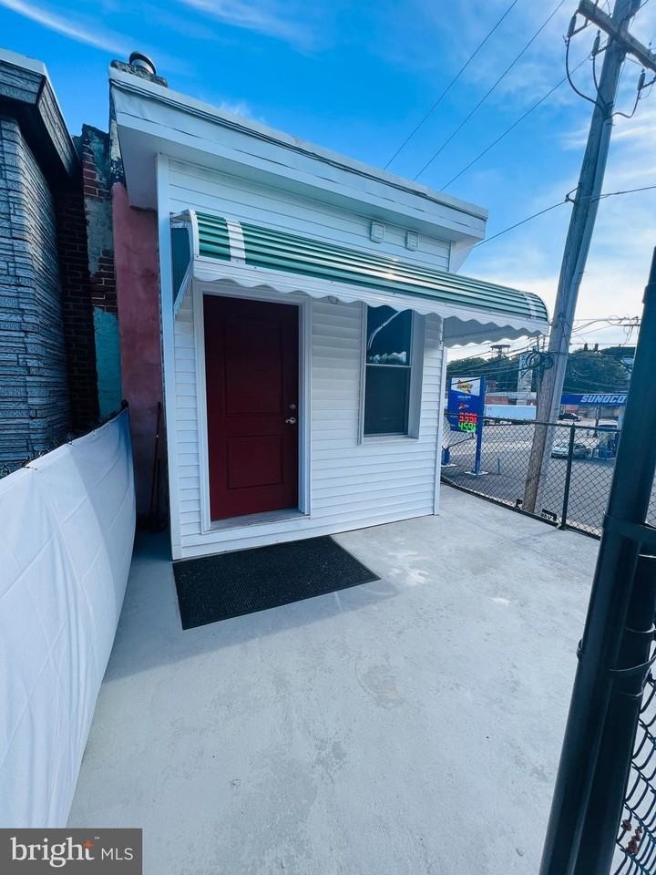 2084 E Allegheny Ave 2nd Fl #2ndFL - Photo 3 of 14