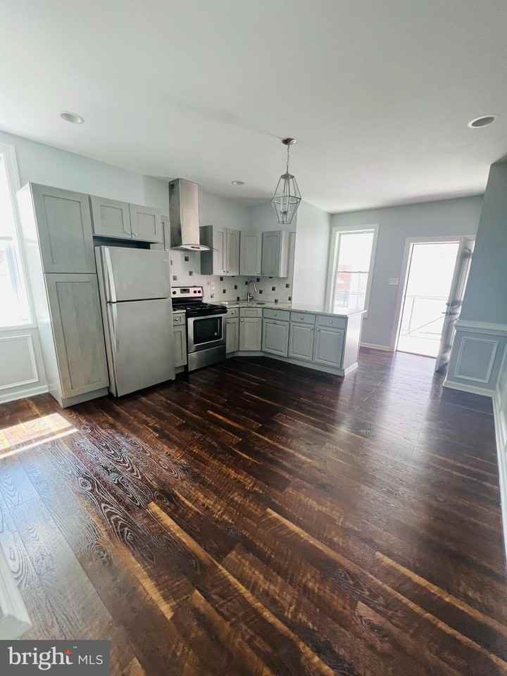 2084 E Allegheny Ave 2nd Fl #2ndFL - Photo 6 of 14