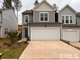 featured image of 1006 Crater Lake Way