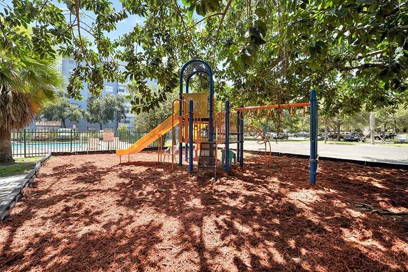 Landmark Towers - Photo 3 of 10