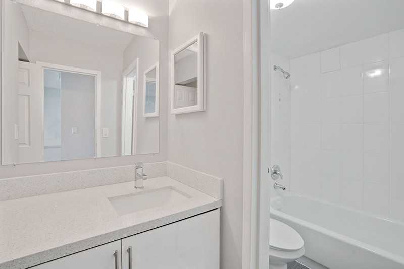 Park Towers - Photo 6 of 15