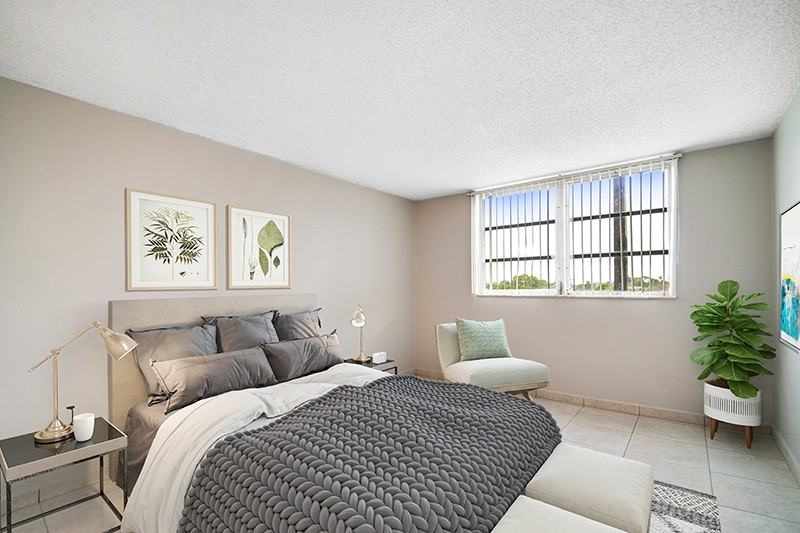 Boardwalk at Inverrary - Photo 5 of 12