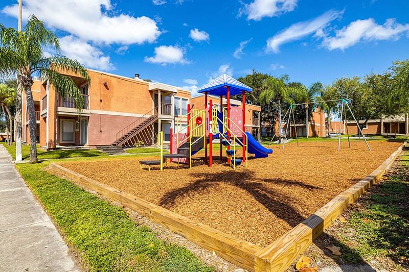 Riverside Palms - Photo 3 of 10