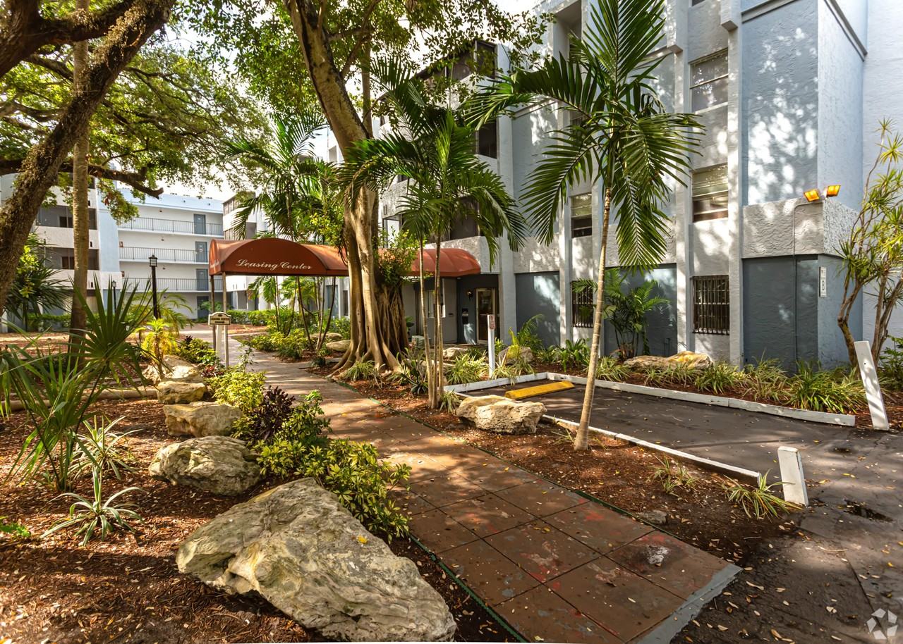 Oak Grove - Photo 2 of 39