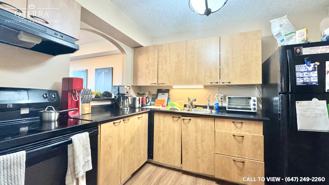 18 Holborn Ct, Kitchener, Ontario N2A 4A1 - Photo 1 of 1
