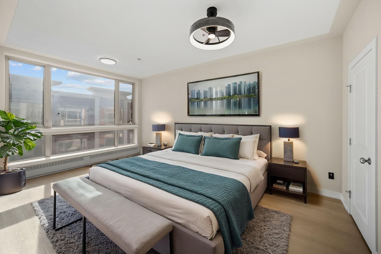 Inglewood Condo - Photo 3 of 16