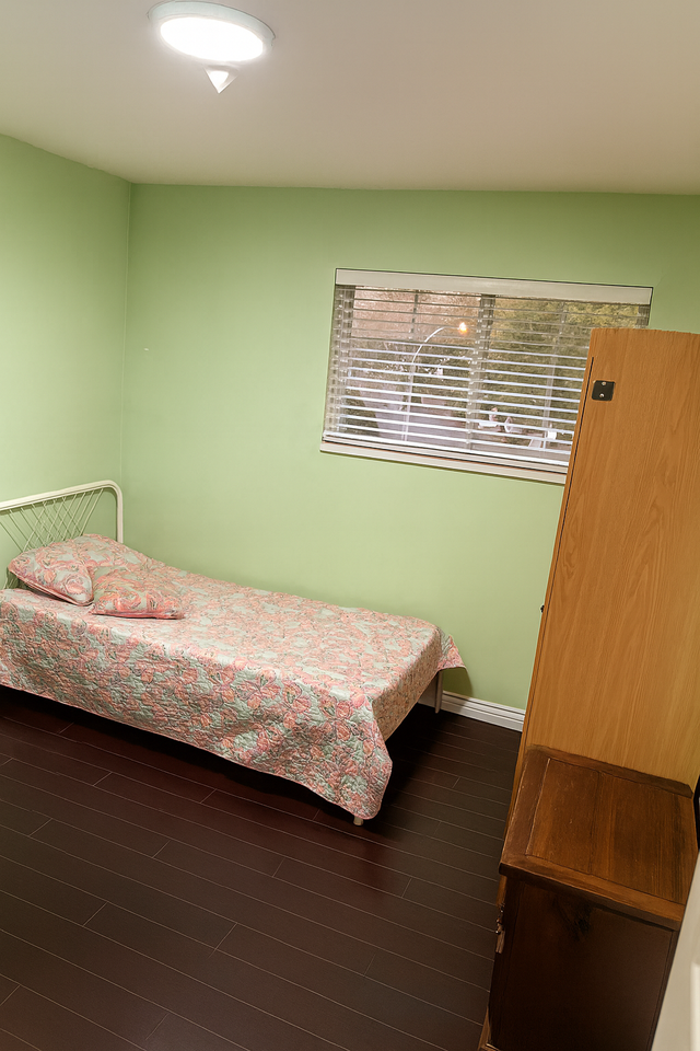 Greenock Pl & Carluke Crescent - Photo 3 of 8