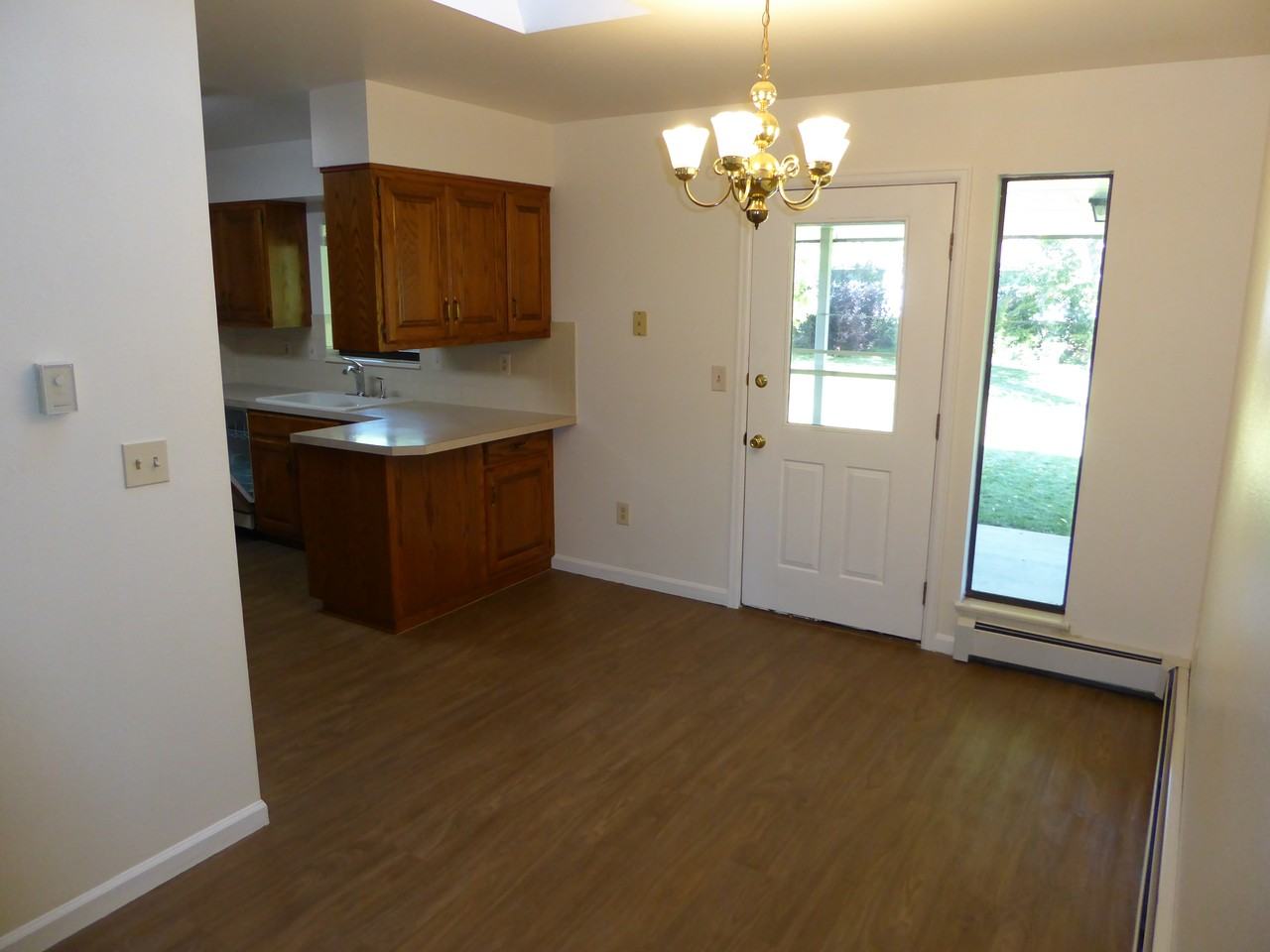 804 Horizon Avenue - Photo 7 of 15