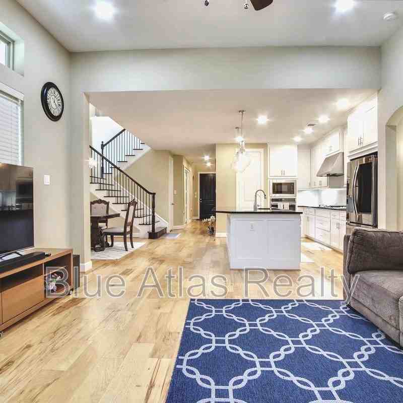 4983 Stornoway Dr - Photo 5 of 50