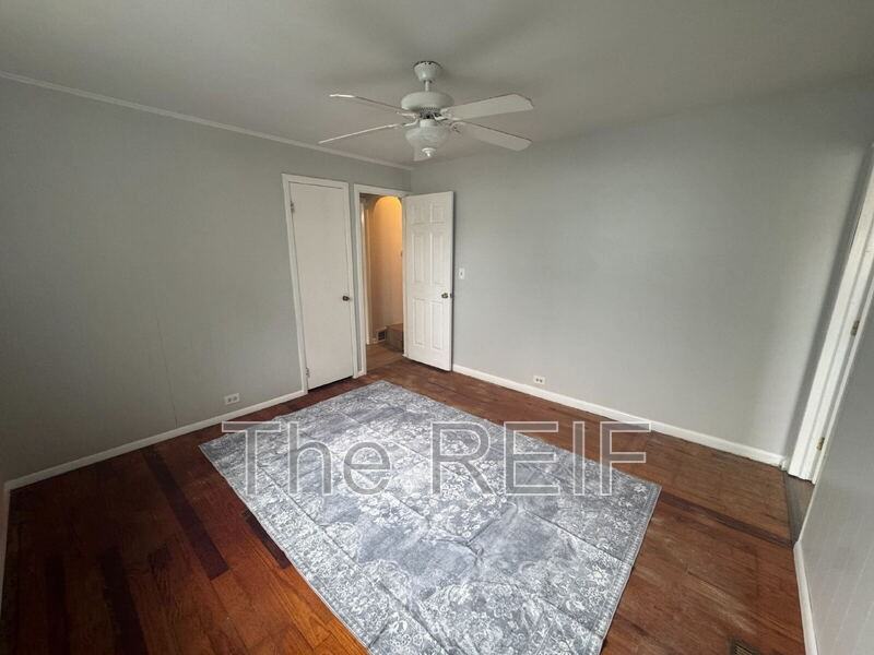 146 Helen St - Photo 3 of 16