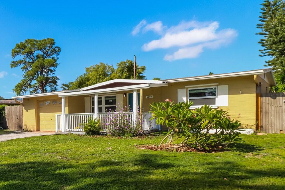 9150 54th St N - Photo 3 of 16