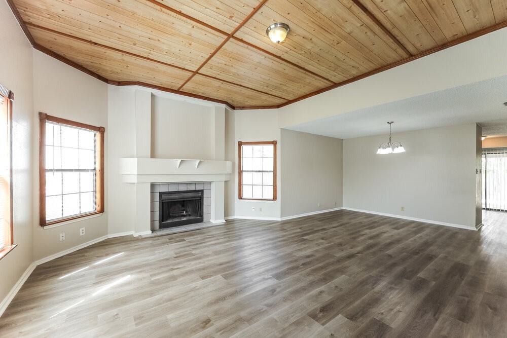 8743 Ridge Moon Dr - Photo 3 of 16