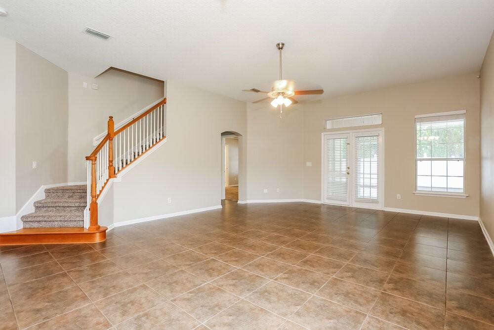 741 Indigo Run Dr - Photo 5 of 17