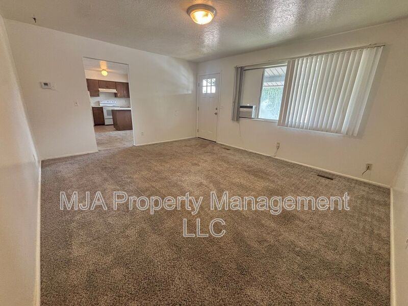 1428 Westnorth #08 - Photo 2 of 25