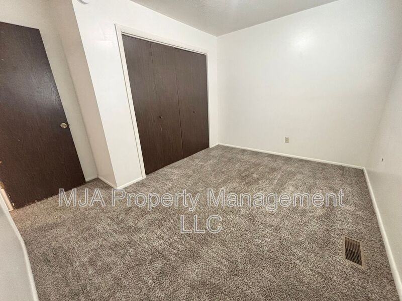 1428 Westnorth #08 - Photo 6 of 25