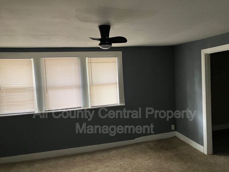 506 15th Street North - Photo 3 of 6