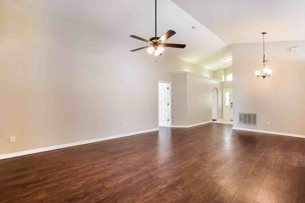10733 Brown Trout Cir - Photo 3 of 16