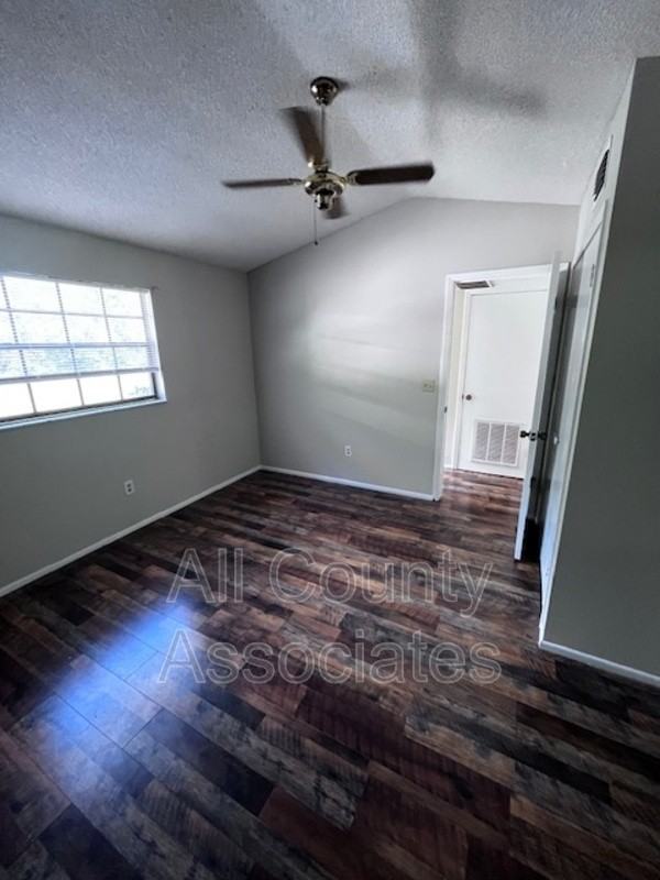 11023 Hook Ln - Photo 7 of 17