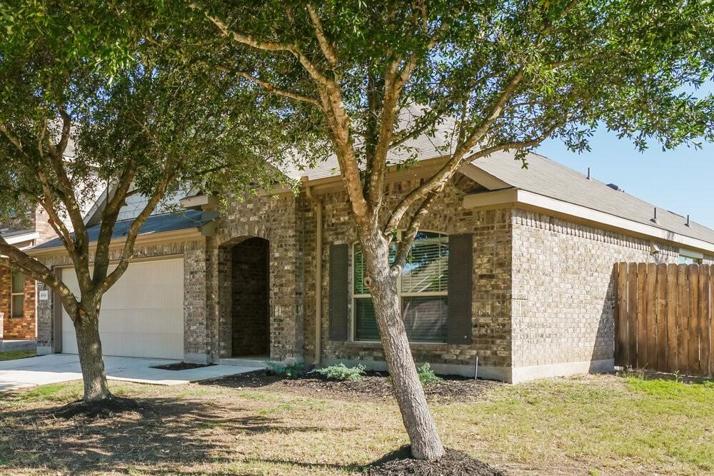8510 Winchester Way - Photo 3 of 16
