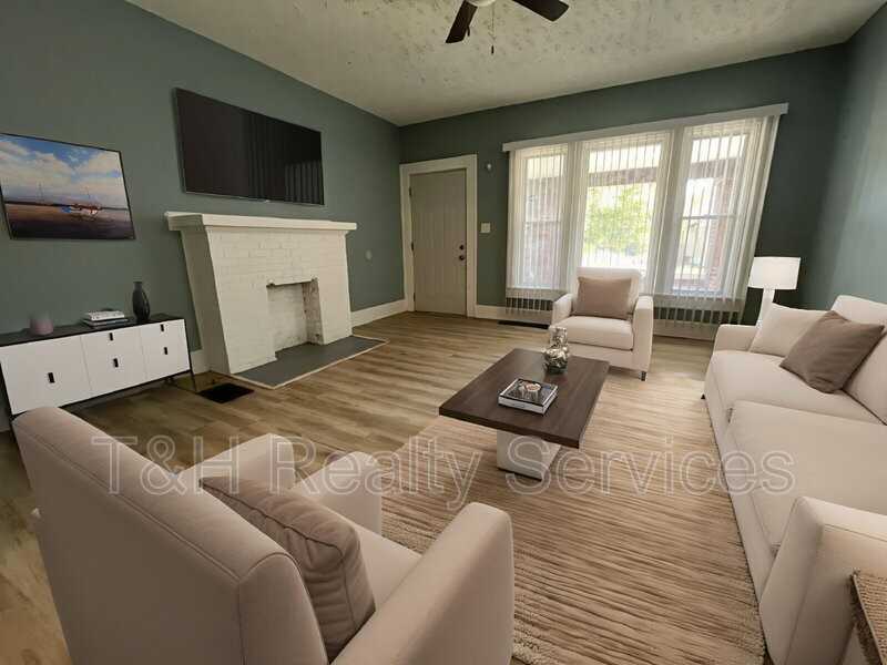 2950 Ruckle St - Photo 3 of 17