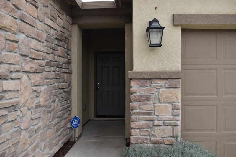 662 Pegasus Dr - Photo 4 of 36