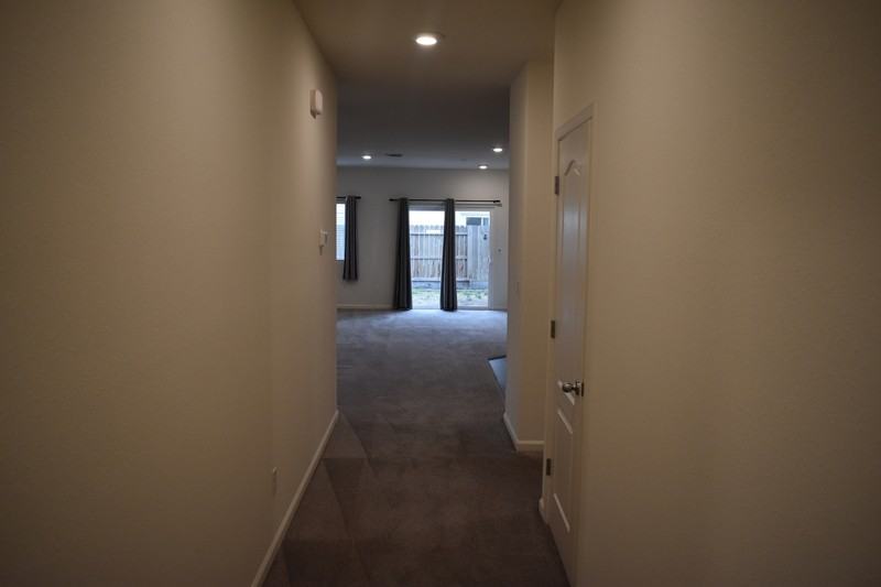 662 Pegasus Dr - Photo 5 of 36