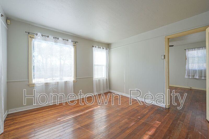 W Eufaula St - Photo 6 of 18