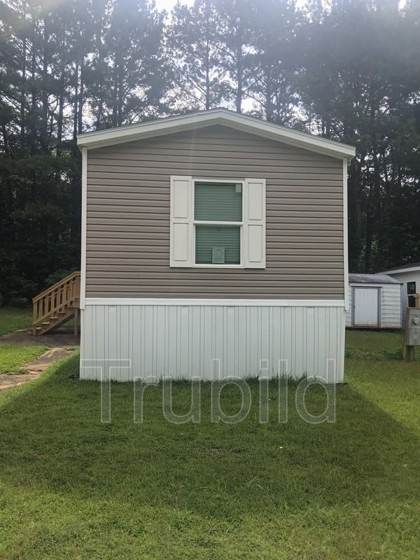 19 Spencer Dr - Photo 2 of 8