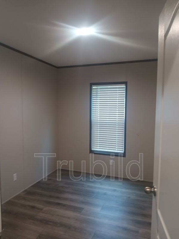 19 Spencer Dr - Photo 6 of 8