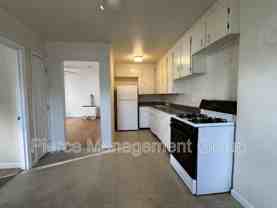 529 Massabesic St #3W - Photo 1 of 1