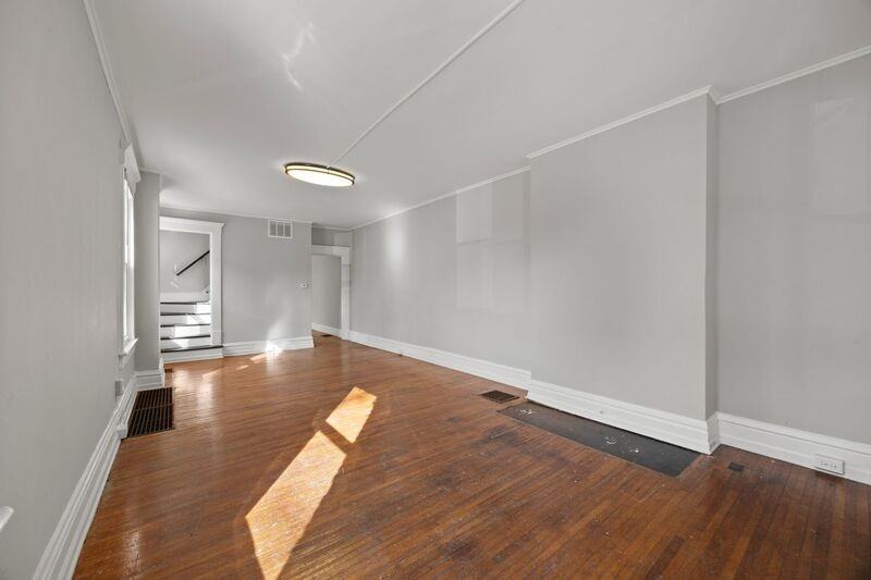 371 Berkeley Rd - Photo 5 of 24