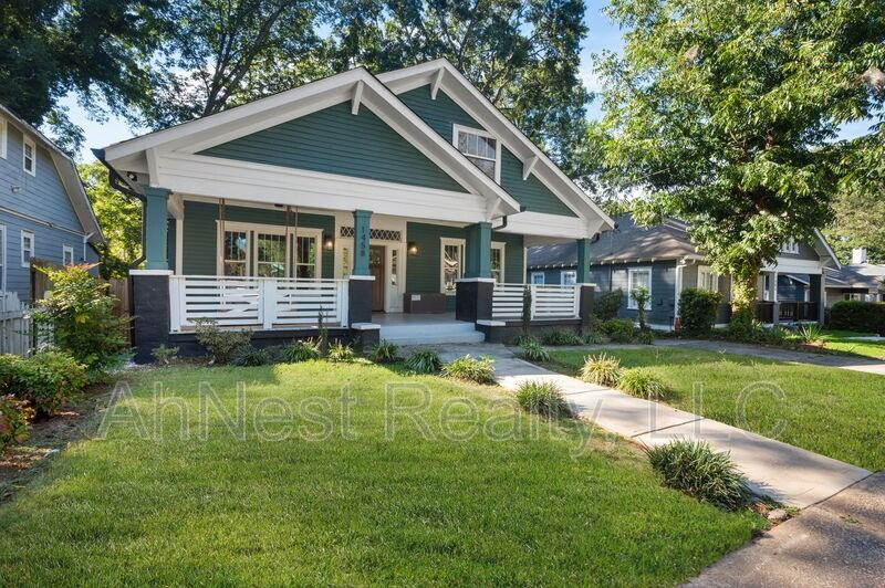 1458 Beecher St Sw - Photo 3 of 32