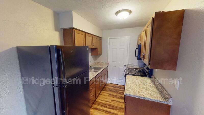 14 Gerlaugh Ave - Photo 3 of 7