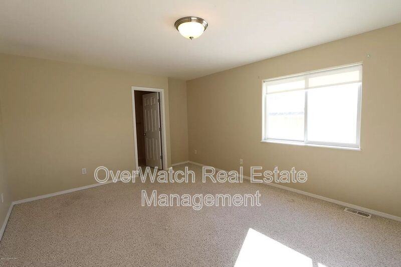 17488 Fire Eagle Way - Photo 6 of 9