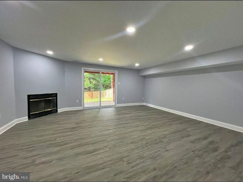 43 Wellspring Cir - Photo 2 of 19