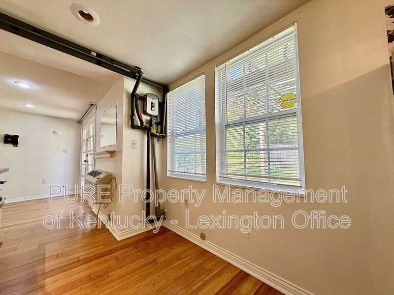 1559 Jacana Dr #B - Photo 6 of 10