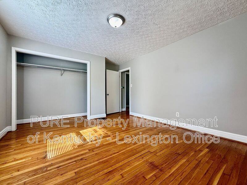 829 Darley Dr - Photo 7 of 26