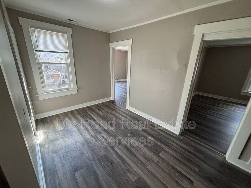 67 W Hudson Ave - Photo 7 of 21