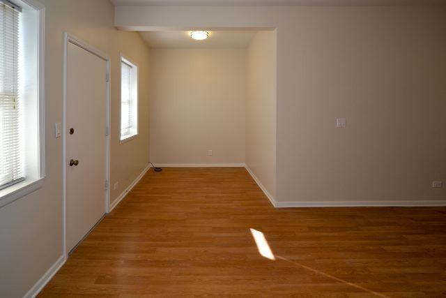 1473 West Erie Street #2R - Photo 6 of 19